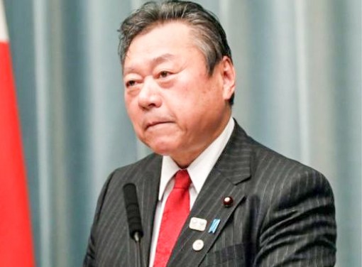 Bộ trưởng An ninh mạng Nhật chưa từng dùng máy tính