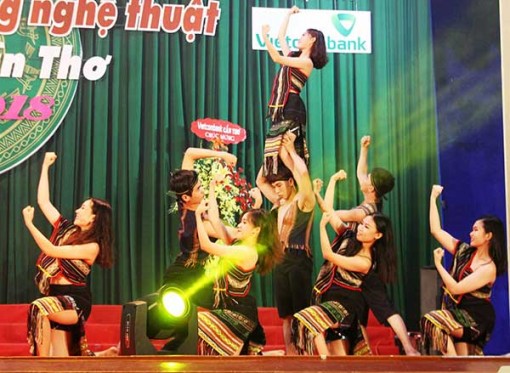 Hội thi “Tiếng hát, tài năng nghệ thuật Đại học Cần Thơ”