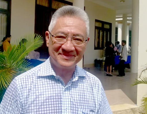 Giúp nông dân làm nông bằng… điện thoại