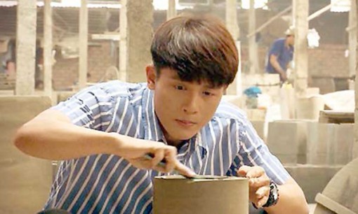 “Ngậm ngùi”