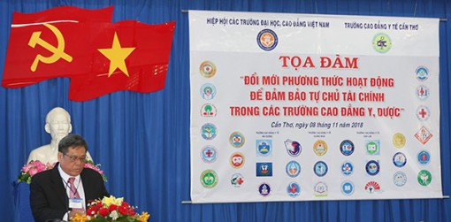 Giải pháp đảm bảo tự chủ tài chính

trong các trường cao đẳng y, dược