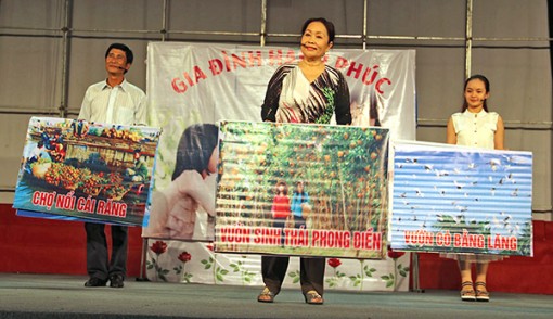 Lung linh hai tiếng gia đình