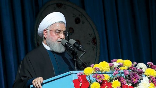 Iran dọa đóng cửa Eo biển Hormuz