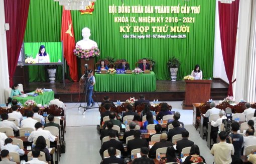 Giải trình và trả lời chất vấn