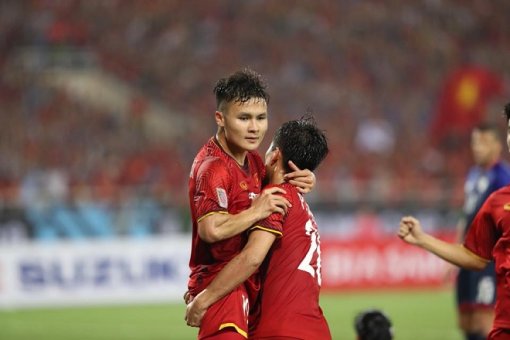 Thắng thuyết phục Philippines, Việt Nam vào chung kết AFF Cup 2018