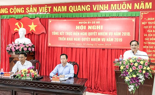 Đẩy mạnh hợp tác, liên kết để đảm bảo đầu ra cho nông sản, góp phần

nâng cao đời sống nhân dân