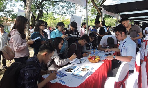 Nhiều doanh nghiệp tuyển dụng lao động tại chỗ