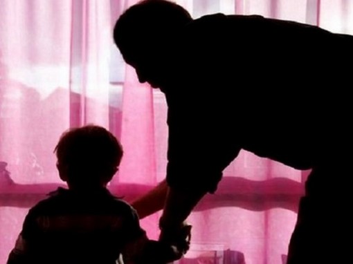 Chống xâm hại tình dục trẻ nam - cần lấp khoảng trống pháp lý