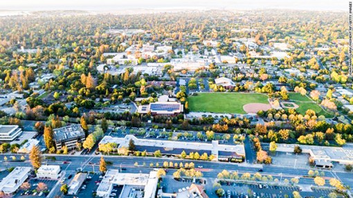 Trung Quốc vẫn phụ thuộc vào Thung lũng Silicon