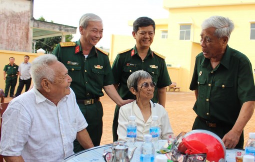 Xây dựng thế trận lòng dân