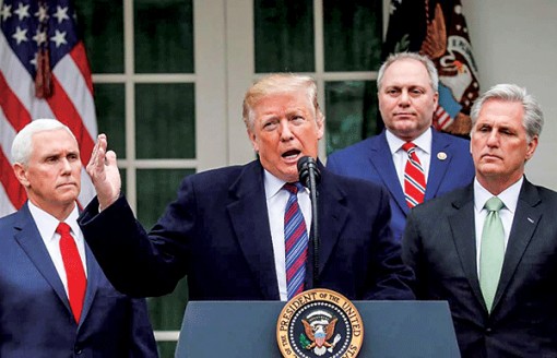 Ông Trump muốn dùng quyền khẩn cấp để xây bức tường biên giới