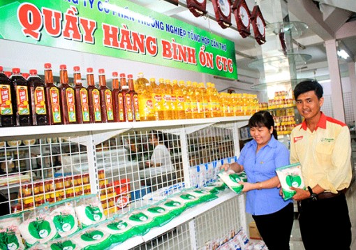 C.T.C tích cực tham gia bán hàng bình ổn giá