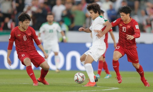 Việt Nam thua ngược Iraq phút 90