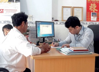 Tháo gỡ vướng mắc cho trẻ chưa có khai sinh Tháo gỡ vướng mắc cho trẻ chưa có khai sinh