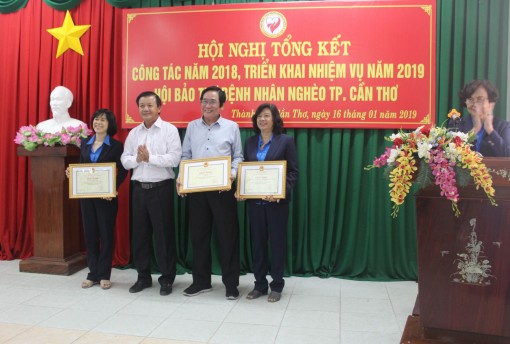 Trên 48,2 tỉ đồng chăm lo bệnh nhân nghèo