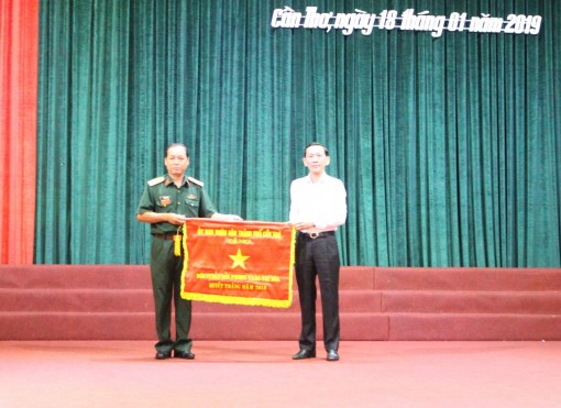 Phát triển kinh tế, xã hội gắn với xây dựng khu vực phòng thủ