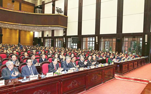 Ngăn chặn tiêu cực trong việc chuẩn bị nhân sự đại hội đảng bộ các cấp và Đại hội lần thứ XIII của Đảng