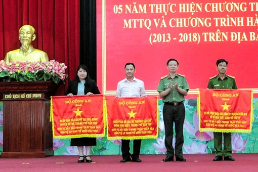 Phát huy vai trò người dân trong giữ gìn an ninh trật tự