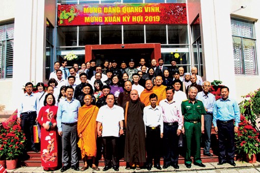 Lãnh đạo thành phố chúc Tết quý vị chức sắc, chức việc các tôn giáo