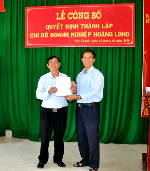 Thành lập tổ chức Đảng đầu tiên trong doanh nghiệp ngoài nhà nước