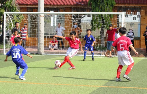 Sôi động thể thao học đường Cần Thơ
