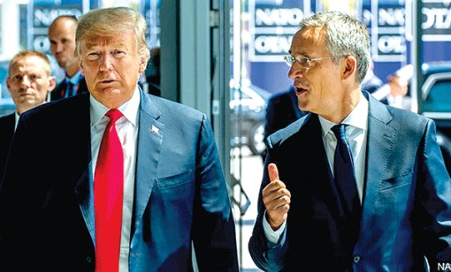 NATO “mang ơn” ông Trump