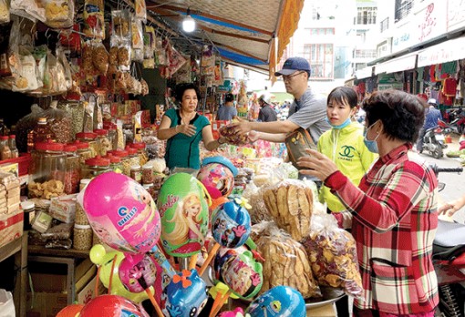 Hàng Việt “lên ngôi” chợ Tết