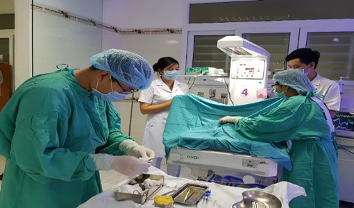 Thay máu kịp thời, cứu sống 4 trẻ sơ sinh 
bị vàng da nhân  