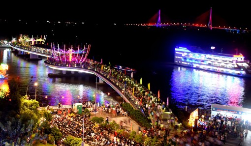 Đảm bảo an toàn cho nhân dân

vui xuân, đón Tết