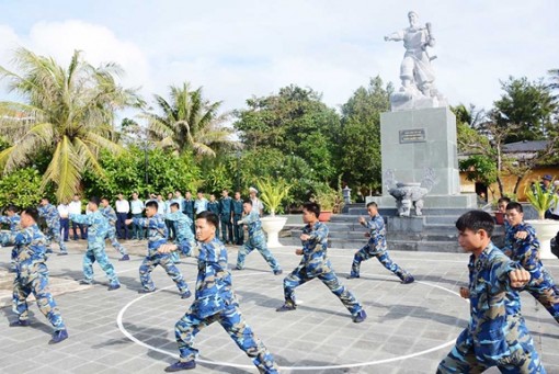 Chiến sĩ Trường Sa luyện rèn thể lực