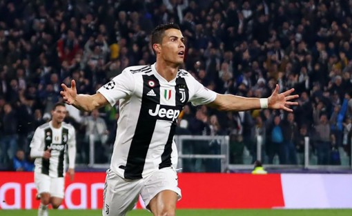 CR7 và bàn thắng thứ 19 ở Serie A