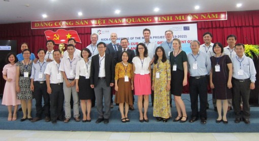 Khởi động dự án “Phát triển chương trình đào tạo trong lĩnh vực Khoa học Phân tử và Vật liệu theo định hướng nghiên cứu”