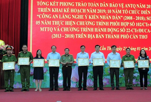 Hợp sức giữ gìn an ninh trật tự