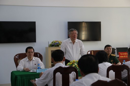 Chánh án TAND tối cao Nguyễn Hòa Bình thăm và làm việc tại TAND  TP Cần Thơ