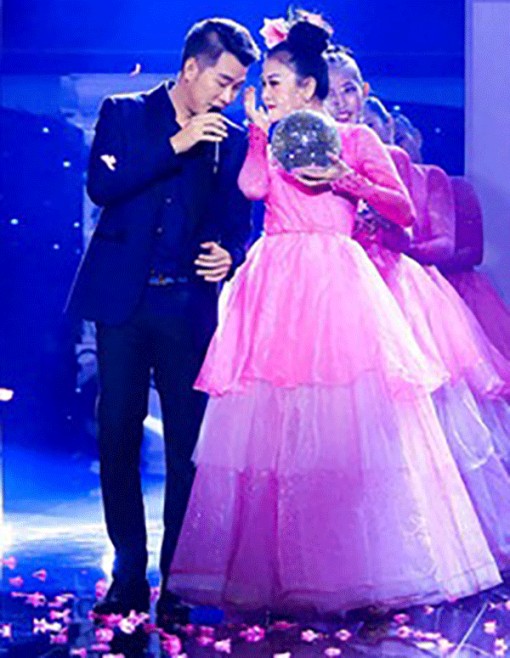 “Bản đàn xuân”