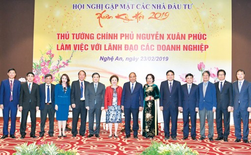 Nhà nước khuyến khích mọi thành phần kinh tế tham gia phát triển đất nước