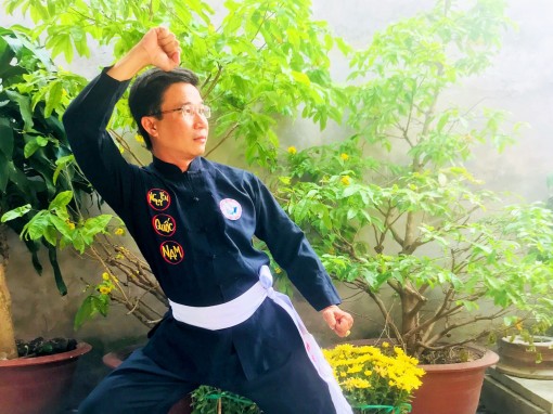 Thầy giáo

mê võ cổ truyền dân tộc