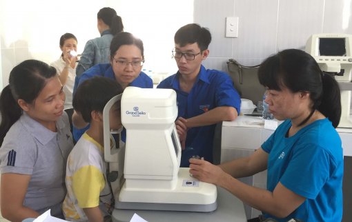 Nhiều chương trình khám, phẫu thuật miễn phí