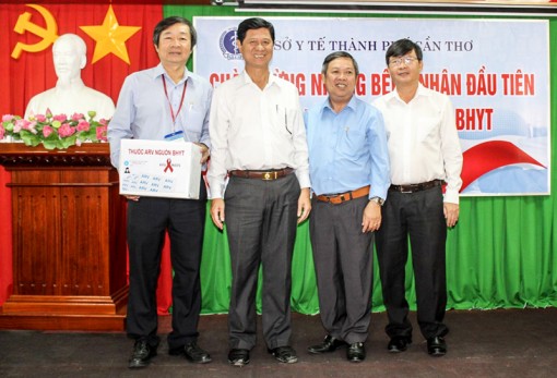 Hơn 2.800 bệnh nhân HIV/AIDS được cấp thuốc ARV từ nguồn bảo hiểm y tế