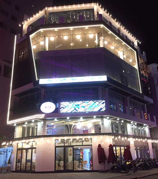 RIN Coffee - Đánh thức đam mê