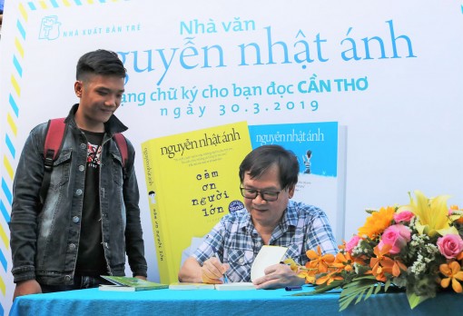 Ngày hội thiếu nhi “Cùng em đọc sách”