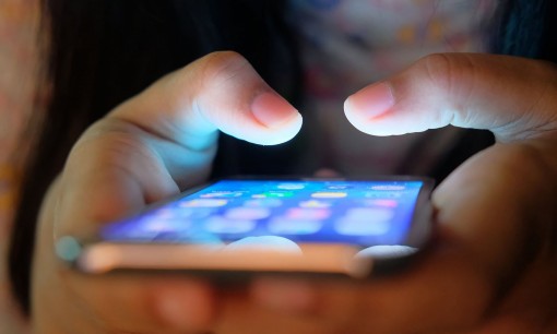 Tác hại của nghiện mạng xã hội