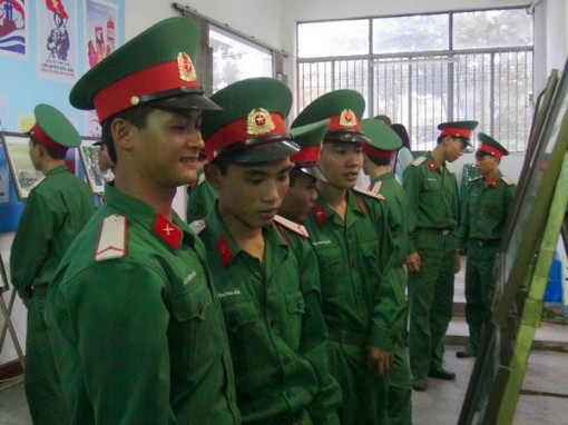 Đội ngũ trí thức quân đội với sự nghiệp xây dựng và bảo vệ Tổ quốc trong tình hình mới