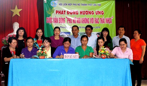 Hưởng ứng Cuộc vận động “Phụ nữ nói không với rác thải nhựa”