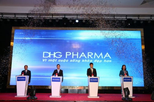 Dược Hậu Giang công bố 2 dây chuyền sản xuất thuốc đạt tiêu chuẩn quốc tế