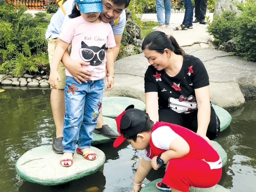 Không tình cũng nghĩa