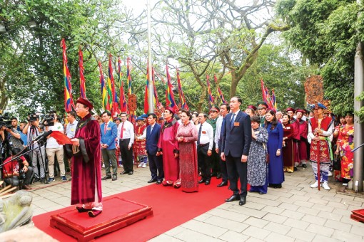 Giáo dục truyền thống yêu nước, xây dựng, bảo vệ Tổ quốc hiện nay