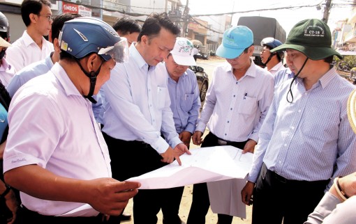 Đẩy nhanh tiến độ

các dự án, công trình