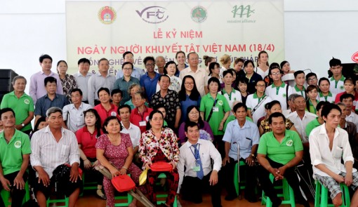 Kỷ niệm Ngày Người khuyết tật Việt Nam