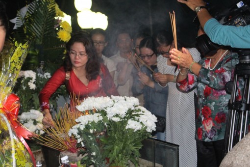 Cán bộ tuyên giáo Cần Thơ tham quan Côn Đảo